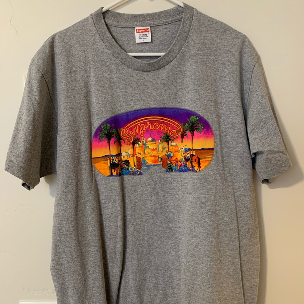 Barely worn!! Supreme 100% Authentic